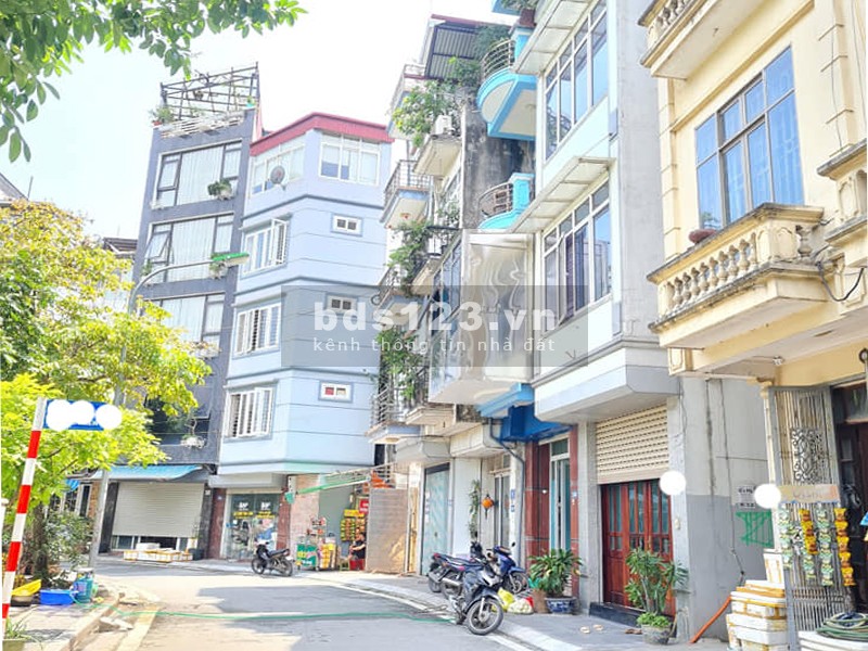 MẶT HỒ TÂY, LÔ GÓC, NỞ HẬU, LÔ GÓC, VỈA HÈ, 55M, 4 TẦNG, GIÁ 21.5 TỶ