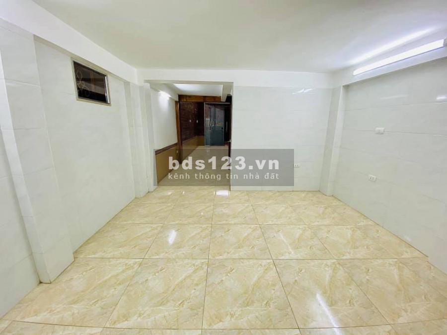 Bán nhà phố Minh Khai, Ở NGAY, Kinh doanh, 40m ô tô đỗ mệt nghỉ, 55m 3.9 tỷ
