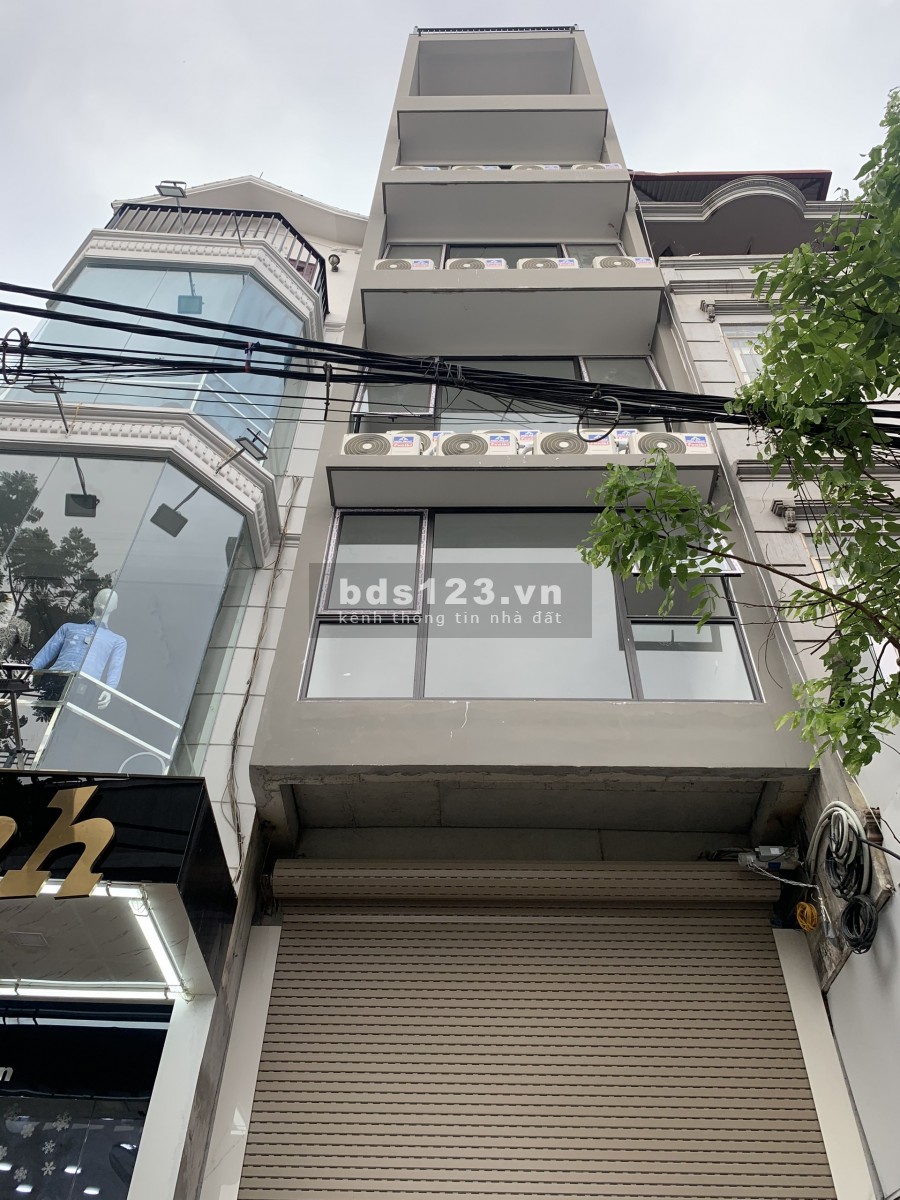 Bán tòa nhà 7 Tầng VIP nhất mặt phố Cầu Giấy, 120m2, 4.2m MT, 40 Tỷ, LH 0839844444