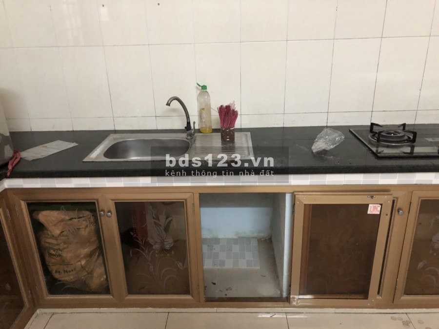 Cho thuê nhà nguyên căn 1 trệt, 1 lầu, 1 sân thượng Phạm Thế Hiển Q8