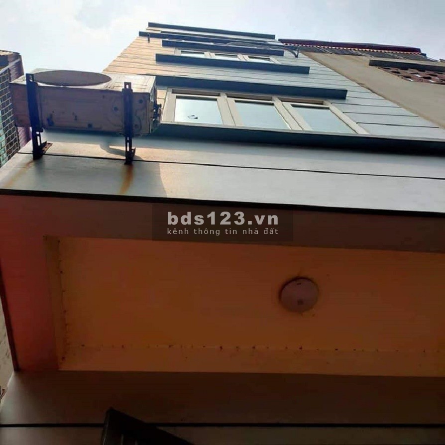 GẤP: Bán nhà P.Lô Hồ Tùng Mậu, ô tô tránh, 50m2x4T, 4.6 tỷ