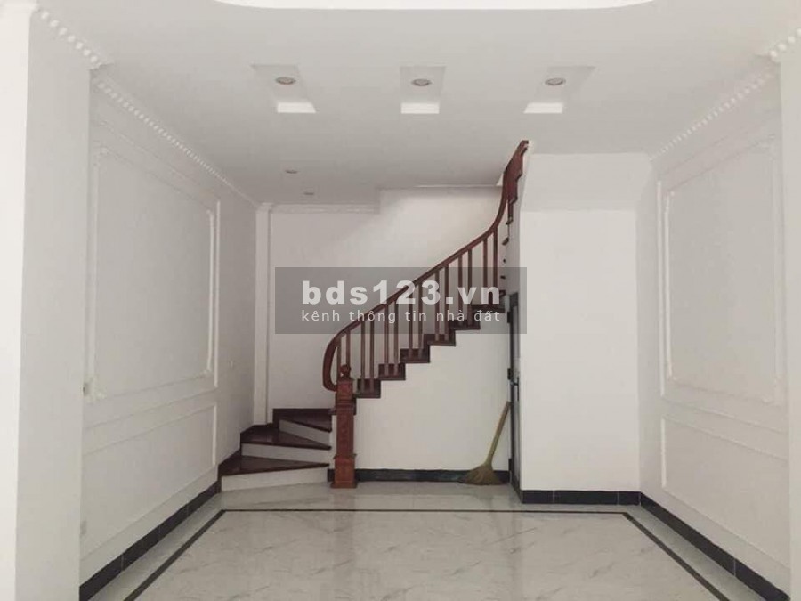 NHÀ SIÊU ĐẸP LA KHÊ HÀ ĐÔNG ÔTÔ ĐỖ CỬA DT 50m x 5 Tầng