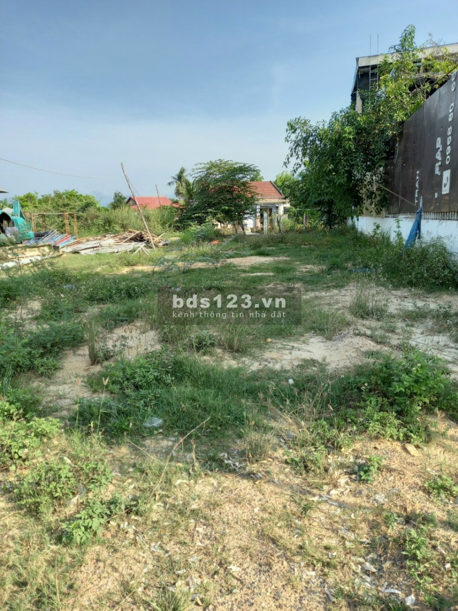 BÁN LÔ ĐẤT 2 MẶT TIỀN ĐƯỜNG HƯƠNG LỘ 45 GIÁ TỐT. TIỆN ĐẦU TƯ, KINH DOANH MUA BÁN