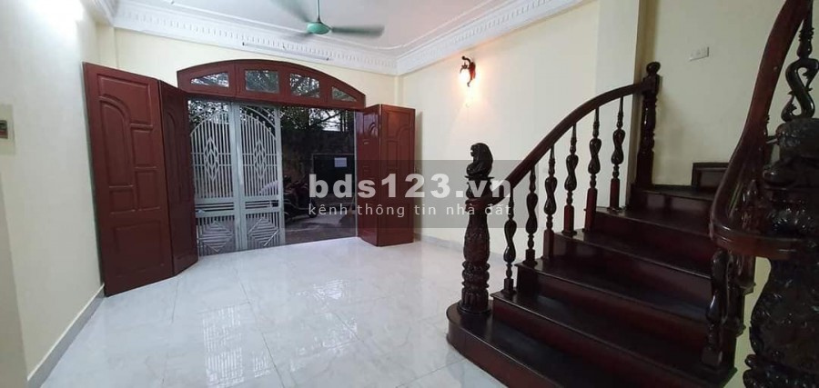 Bán gấp nhà Hoàng Đạo Thành, TX lô góc, ô tô tránh, vỉa hè KD 72m, mt 16m, nhỉnh 7 tỷ