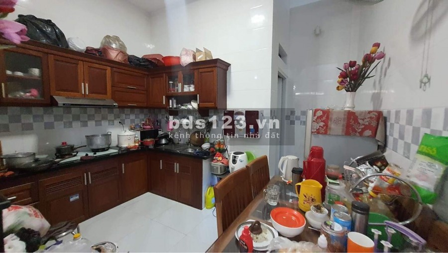 Bán nhà đường Hoàng Xuân Hoành Tân Phú 4.2x19.5m 3 tầng chỉ 5tỷ3