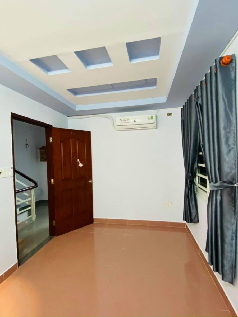 Bán gấp nhà hẻm xe tải Lê Trực, Bình Thạnh, nhà mới hàng hot giá tốt, 46m2, 5 tầng, ngay mặt tiền