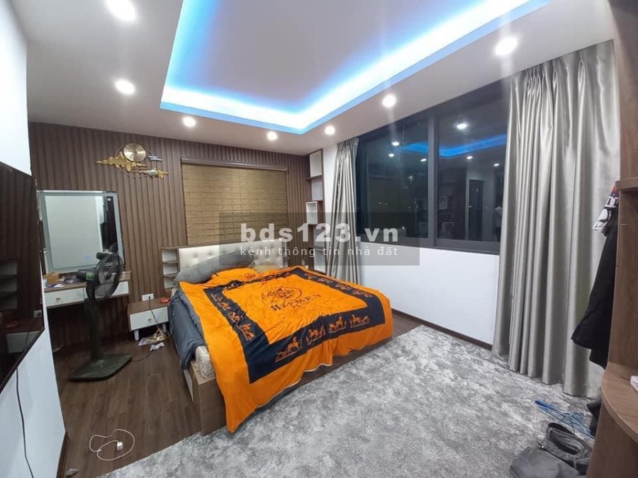 Hoa hậu Lĩnh Nam đất phân lô ôto đua trước ngõ dt 42m2 giá2,6 tỷ