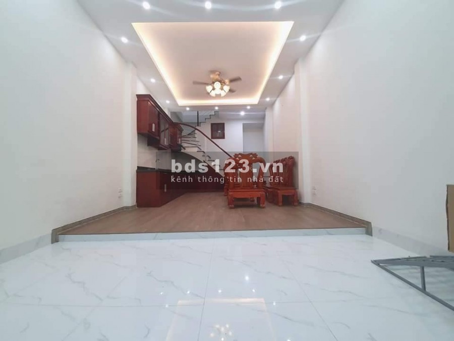 Bán nhà Khương Trung 40m2, 4 tầng, giá 3.58 tỷ
