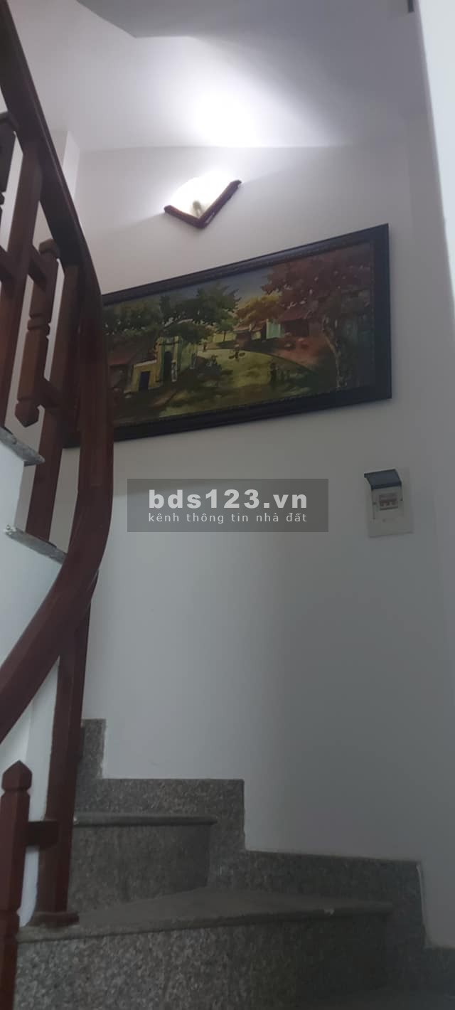 Cần Bán gấp nhà Ngõ Thổ Quan, 37m2 5 tầng mặt tiền 4m giá 3 tỷ