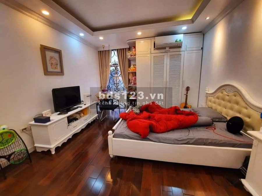 210m2 Diện Tích Sử Dụng Siêu Hiếm Nhà Đẹp Trương Định Giá 3.5 Tỷ