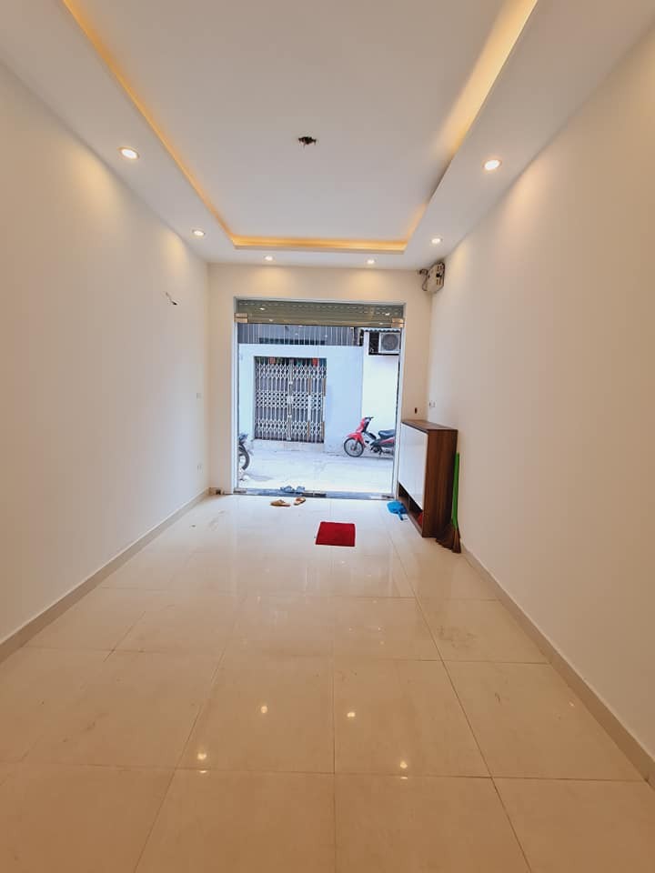 Bán Nhà Định Công Hạ 42m2x4T, Mới Koong, Ô Tô Vào Nhà, Ngõ Thông Kinh Doanh Chỉ Nhỉnh 4 Tỷ