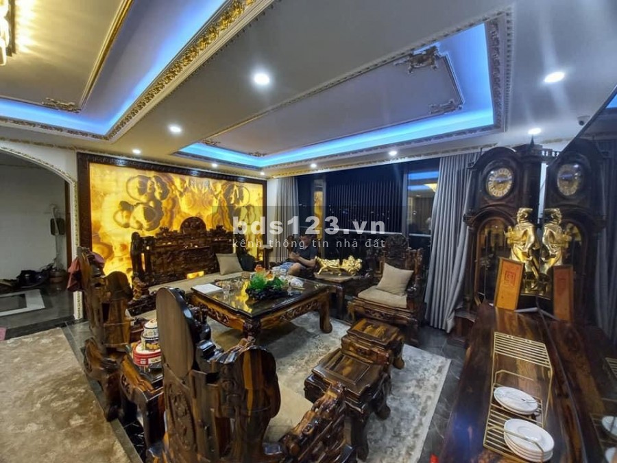Hoa hậu Lĩnh Nam đất phân lô ôto đua trước ngõ dt 42m2 giá2,6 tỷ