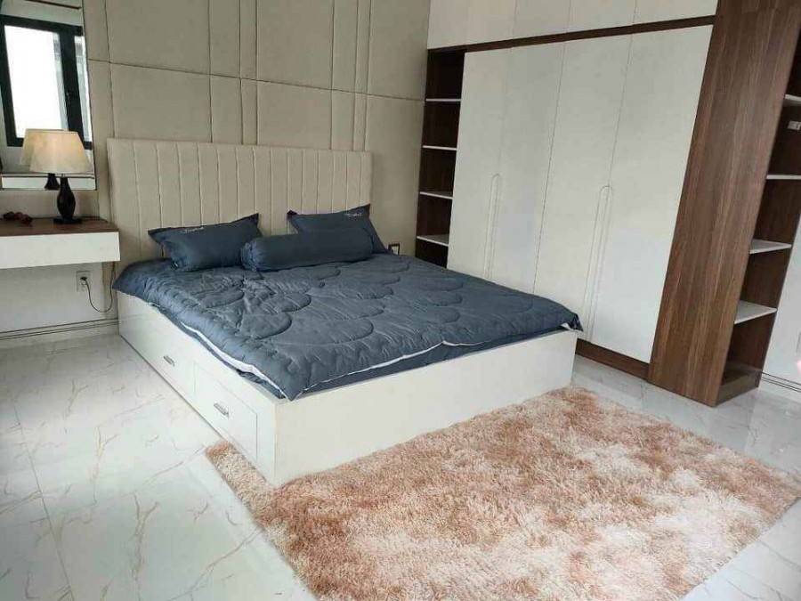 Sát Nách Phú Nhuận, P 15, Gò Vấp, 5 Tầng, 78 M2, Chỉ 7.3 Tỷ