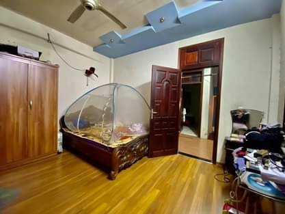 BÁN NHÀ 82M2 - 3 THOÁNG Thống Nhất 82M2 4T 6.3MT 6.5 tỷ Hai Bà Trưng