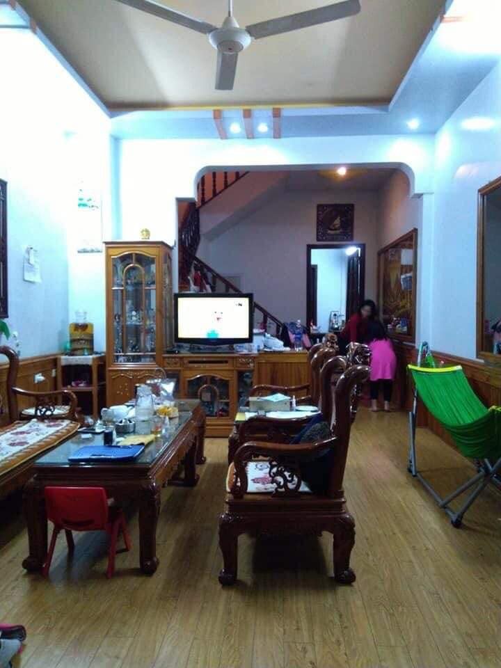 Bán nhà Phạm Văn Đồng, cách ô tô 30m, 87m2 x 4 tầng, kinh doanh