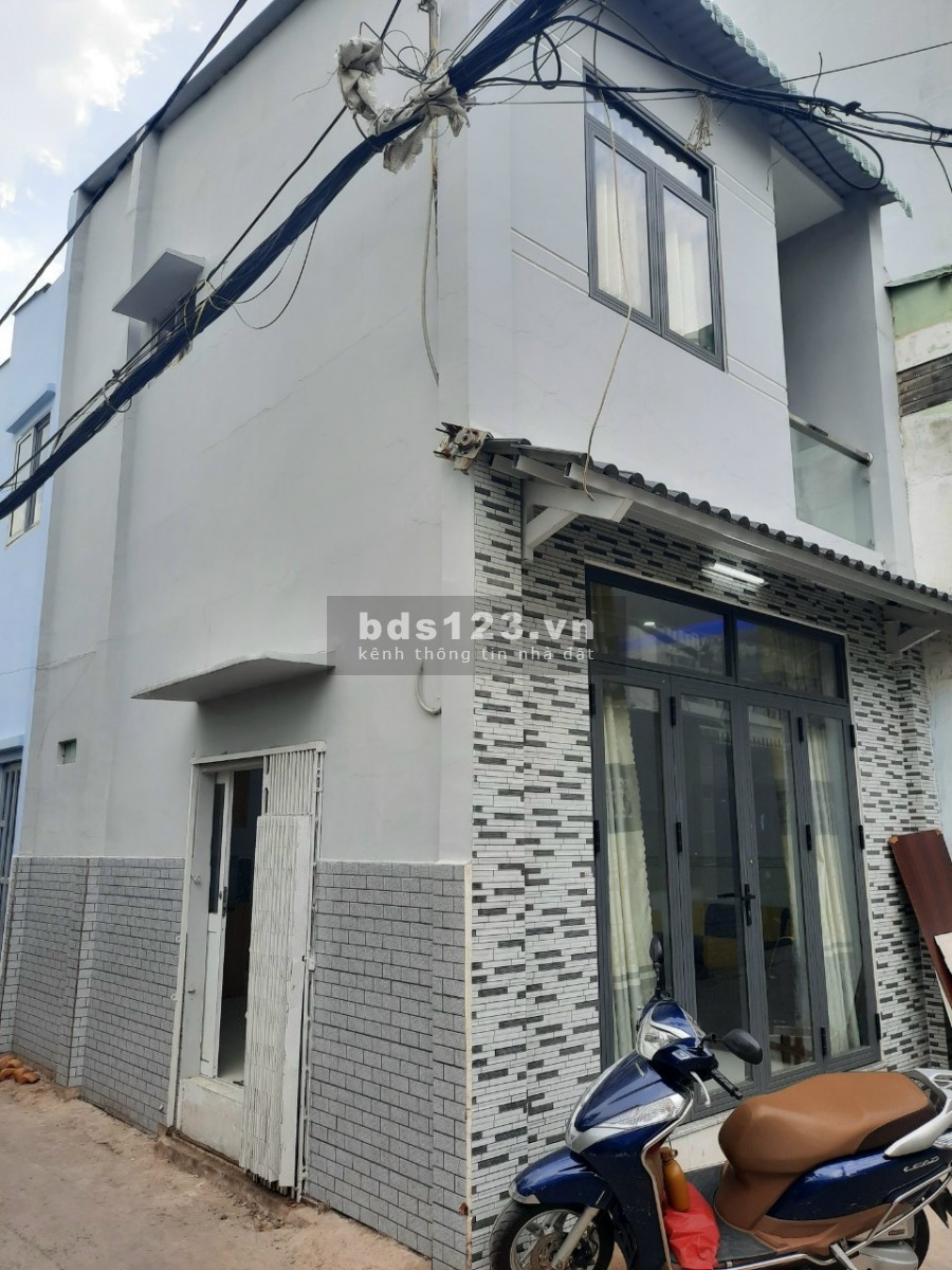 Bán gấp nhà căn góc DT 4,4m x 6m hẽm trc nhà và bên hông 4m nhà mới đẹp 1 lầu 2pn Lê Đức Thọ f16