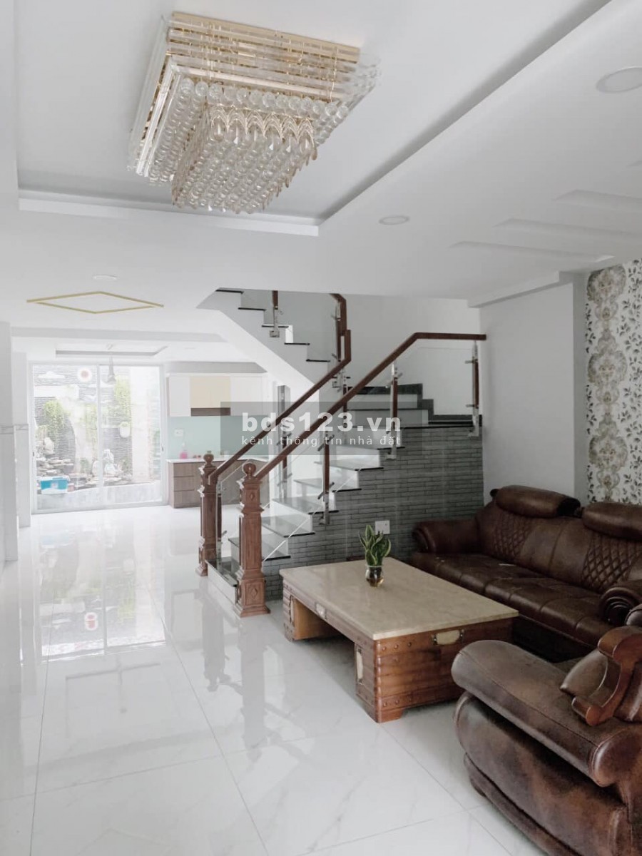 Bán gấp nhà Mặt Tiền Huỳnh Tấn Phát, P.Bình Thuận,Q7, Nhà mới 4 lầu, 95m2, chỉ 100 tr/m2!