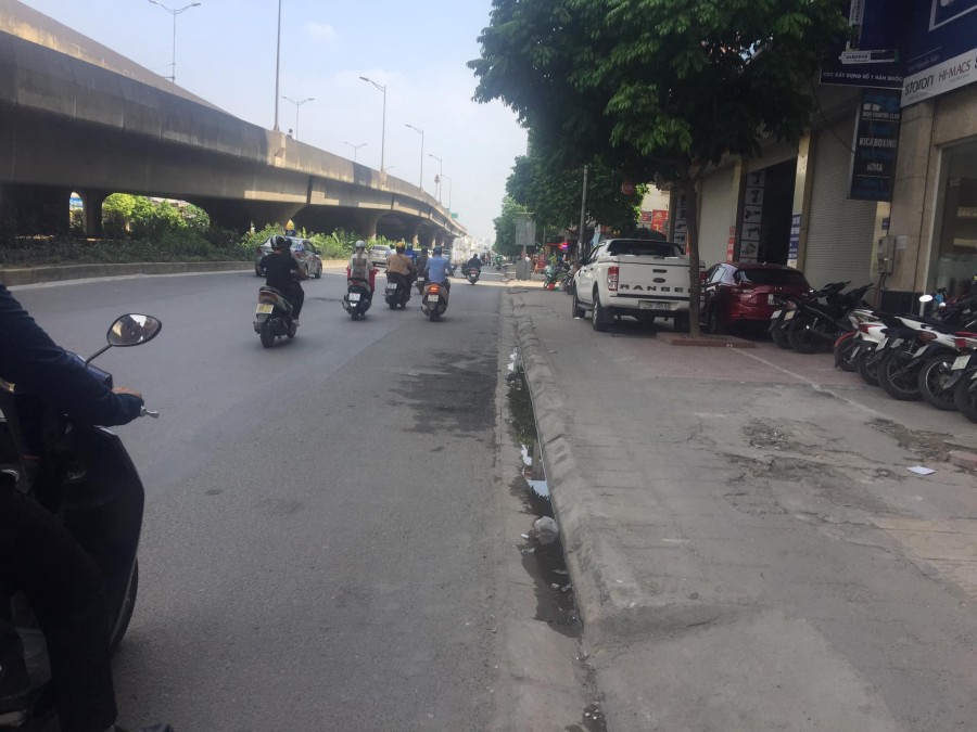 Bán nhà MP Nguyễn Xiển, Thanh Xuân, 64m, 5T, MT 4m, KD siêu đỉnh, giá 17 tỷ