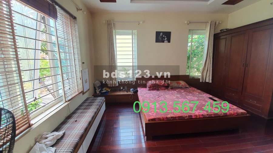 Biệt thự VIP giữa phố Ngọc thụy - Long Biên 190m2 x 4 tầng, mặt tiền 7.6m chưa đến 90tr/m2