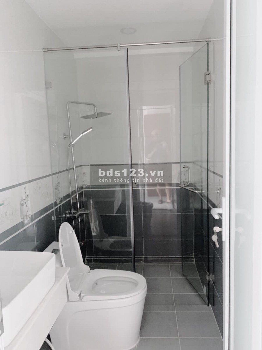Bán gấp nhà Mặt Tiền Huỳnh Tấn Phát, P.Bình Thuận,Q7, Nhà mới 4 lầu, 95m2, chỉ 100 tr/m2!