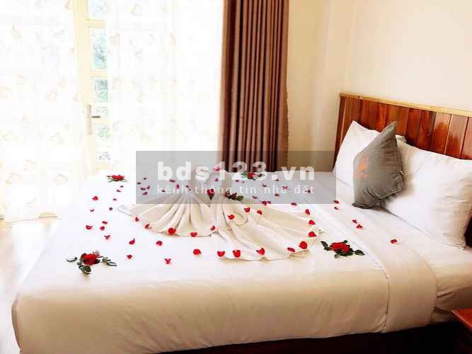 Bán Khách sạn giá hời đường Phan Bội Châu - TP Đà Lạt