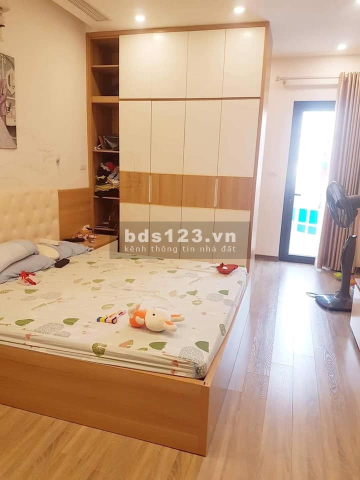 BÁN NHÀ MẶT ĐƯỜNG KHUẤT DUY TIẾN 52m2 , 7 TẦNG MẶT TIỀN 5M 16,5 TỶ ( KINH DOANH SIÊU ĐỈNH )