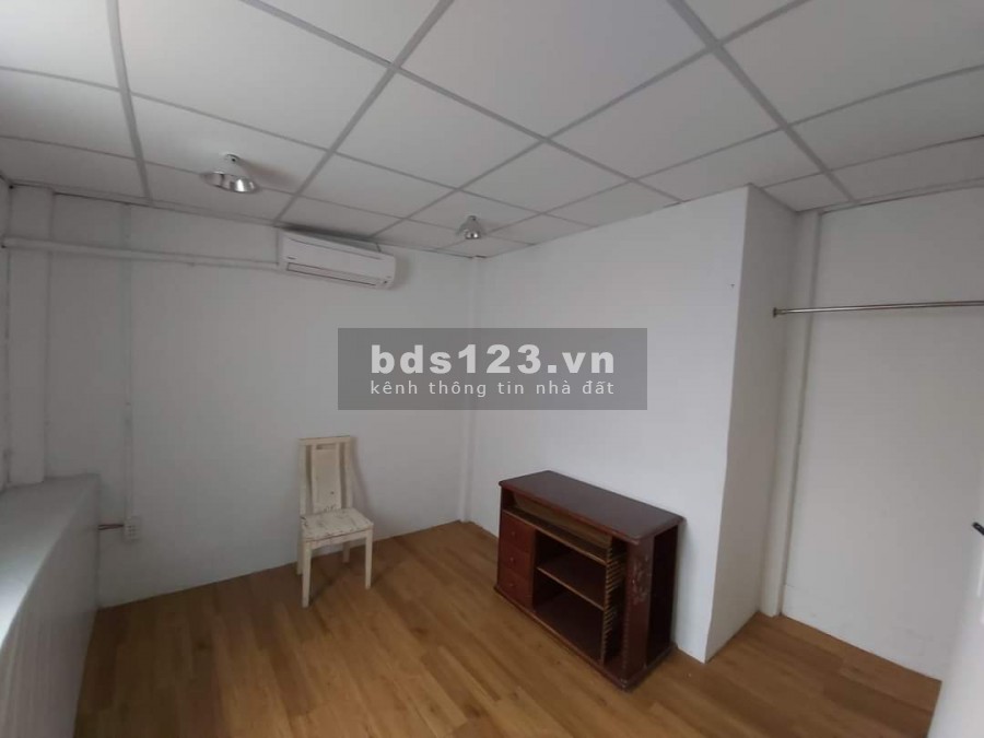 Ngộp ngân hàng cần bán gấp nhà Hoà Hảo 44m2 giá chỉ có 4,6 tỷ