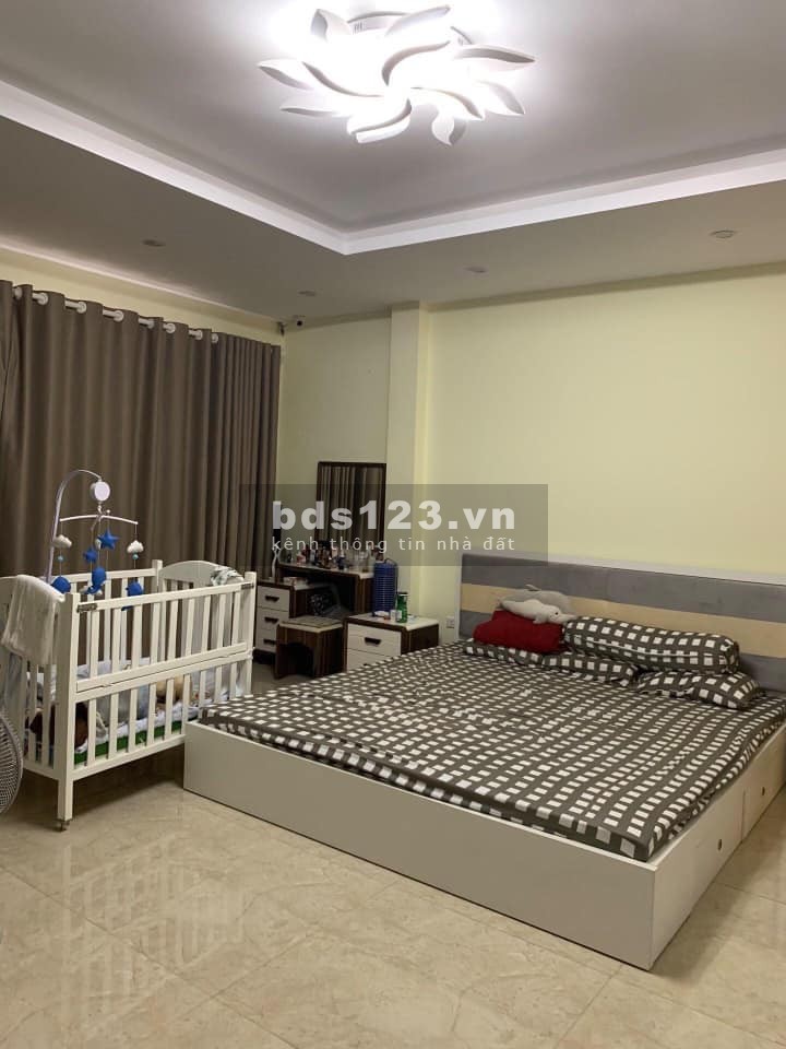 Nhà đẹp Quan Hoa 30m nhỉnh 4 tỷ