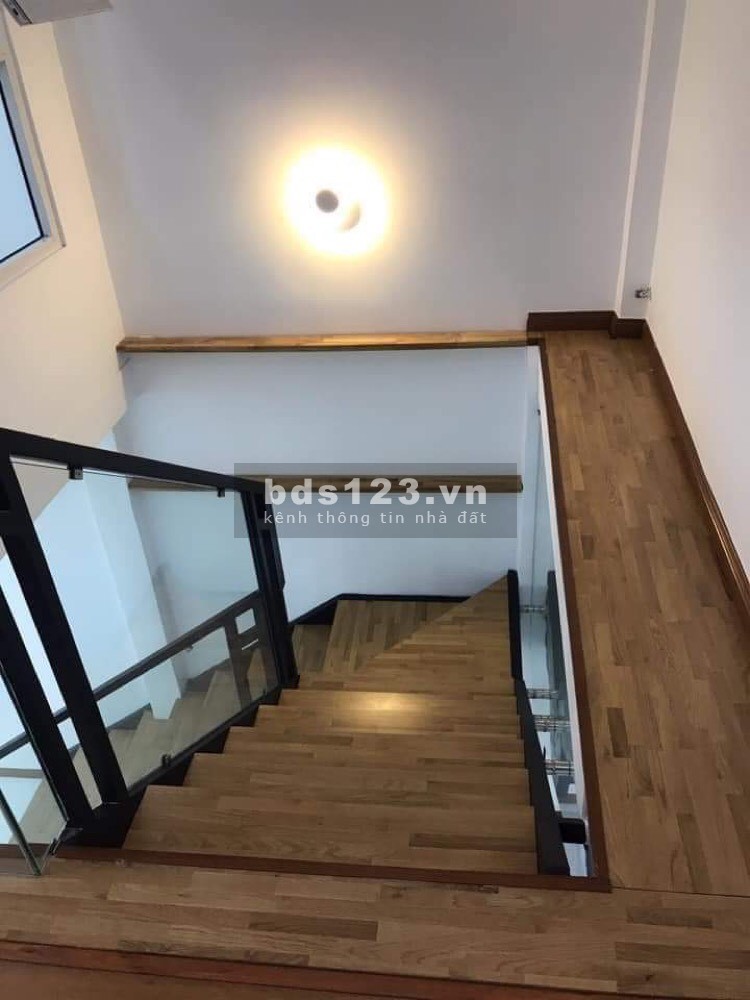 Nhà Bán Lê Văn Sỹ Phú Nhuận, 60m2, Thu Nhập Gần 30tr/Tháng, Giá Quá Rẻ