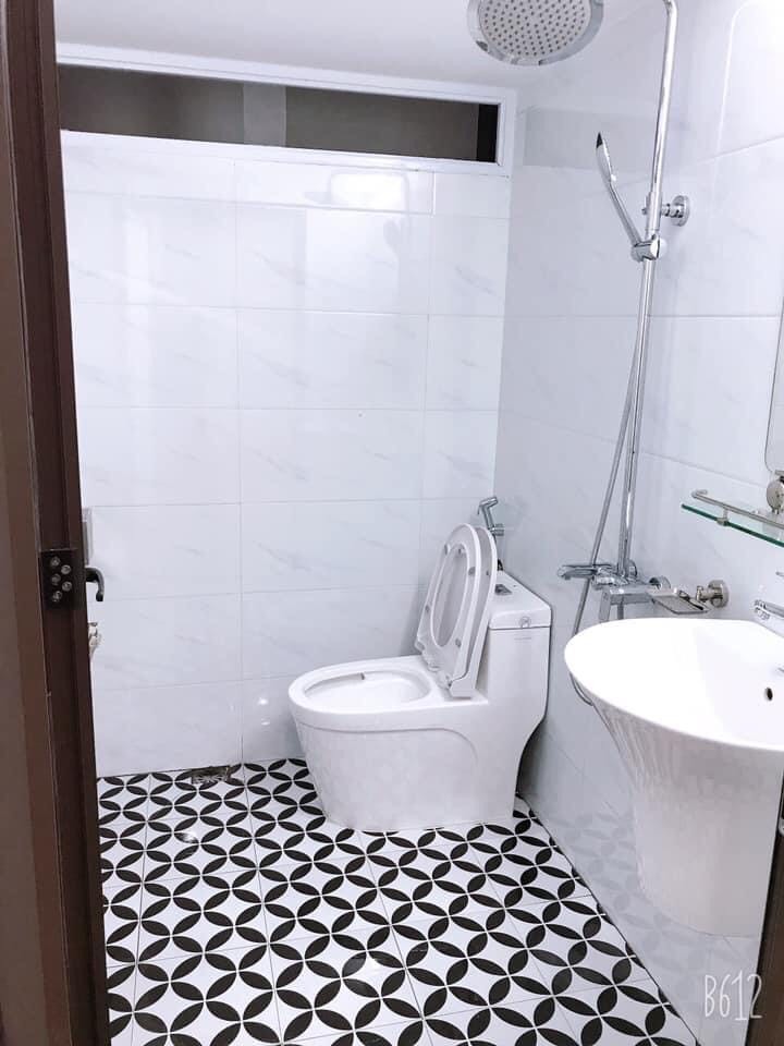 Chỉ 3.x Tỷ bé xíu, Hiếm có Khó tìm, Thái Thịnh, TT Đống Đa, Lô góc, 5 Tầng Cực đẹp. LH: 0964657169.