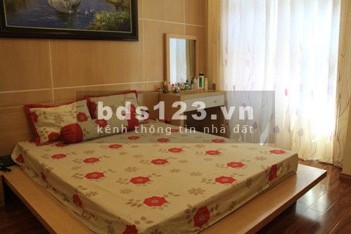BÁN NHÀ Xuân La, Tây Hồ 50m2 x 5 Tầng Giá 5,4 Tỷ Ô tô qua nhà