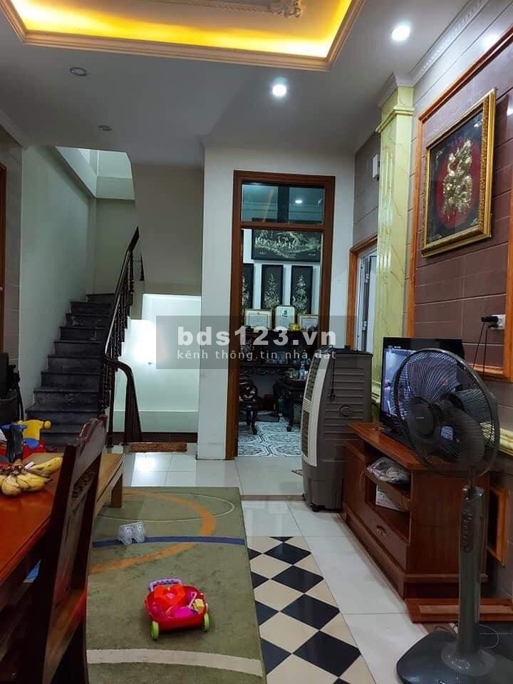 NHÀ SIÊU VIP Mặt Phố Lý Thường Kiệt Hà Đông, ÔTÔ Đỗ Gara DT 45m x MT 4.5m x 5Tầng Giá Nhỉnh 5 tỷ