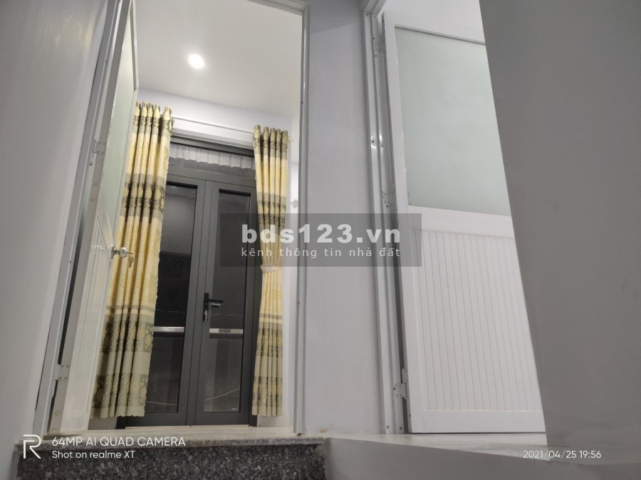 Bán gấp nhà căn góc DT 4,4m x 6m hẽm trc nhà và bên hông 4m nhà mới đẹp 1 lầu 2pn Lê Đức Thọ f16