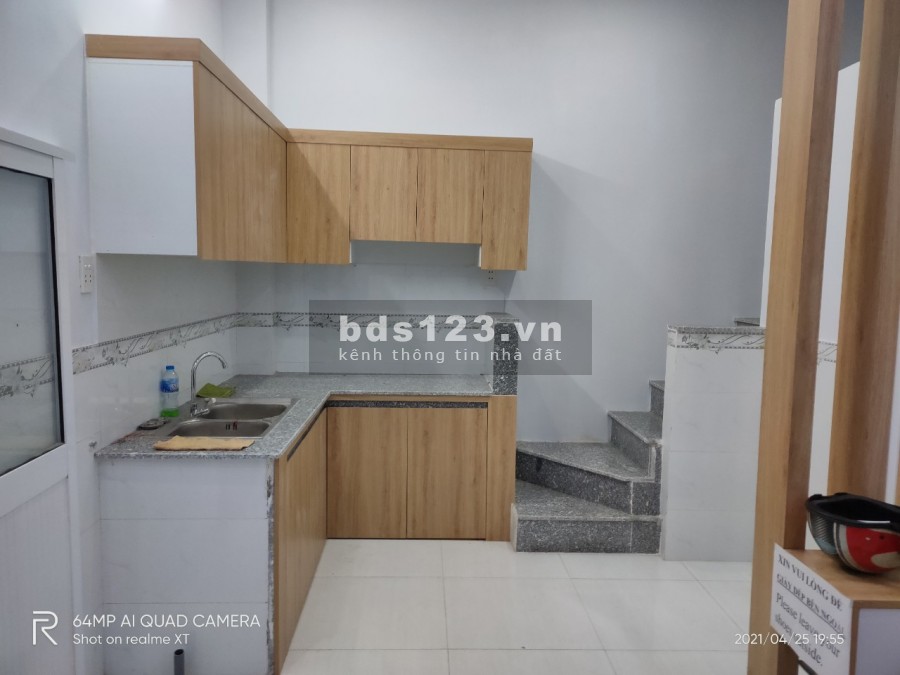 Bán gấp nhà căn góc DT 4,4m x 6m hẽm trc nhà và bên hông 4m nhà mới đẹp 1 lầu 2pn Lê Đức Thọ f16