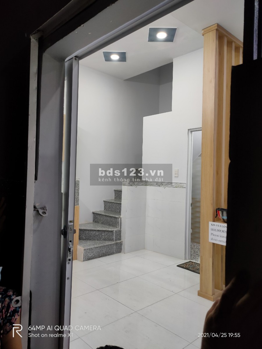 Bán gấp nhà căn góc DT 4,4m x 6m hẽm trc nhà và bên hông 4m nhà mới đẹp 1 lầu 2pn Lê Đức Thọ f16
