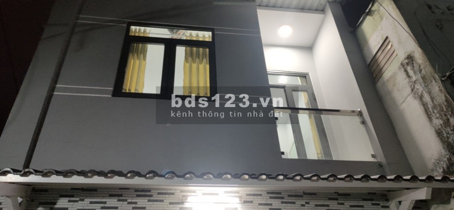 Bán gấp nhà căn góc DT 4,4m x 6m hẽm trc nhà và bên hông 4m nhà mới đẹp 1 lầu 2pn Lê Đức Thọ f16