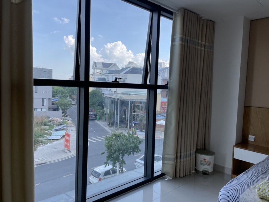 Em cần tìm khách thuê thiện chí cho căn hộ The Sun Avenue 1 PN,1WC giá 11tr/tháng.