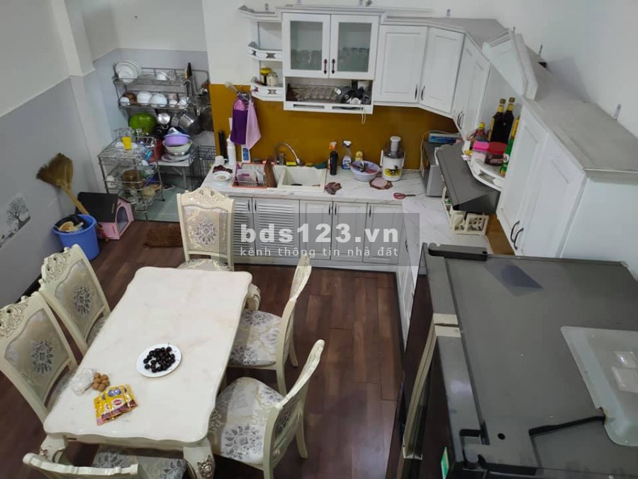Bán gấp nhà HXH Q12 4 tầng 89m2 giá chưa đến 6 tỷ