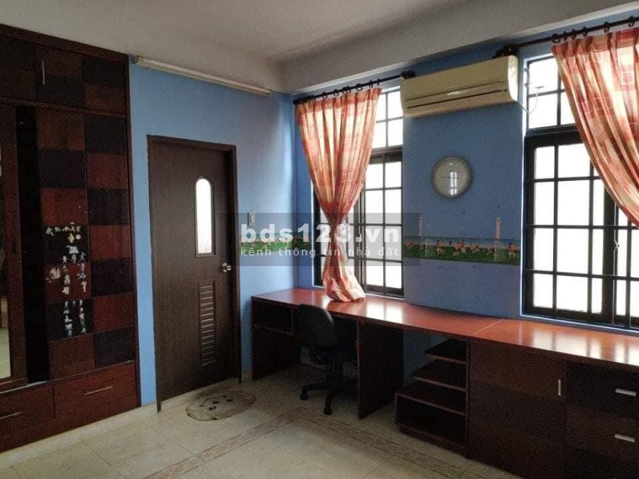 Gấp bán nhà Trung tâm Phú Nhuận 4 Tầng BTCT 90m2 Giá 8.6 tỷ