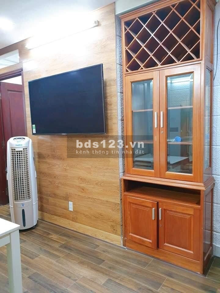 Gấp bán nhà Trung tâm Phú Nhuận 4 Tầng BTCT 90m2 Giá 8.6 tỷ