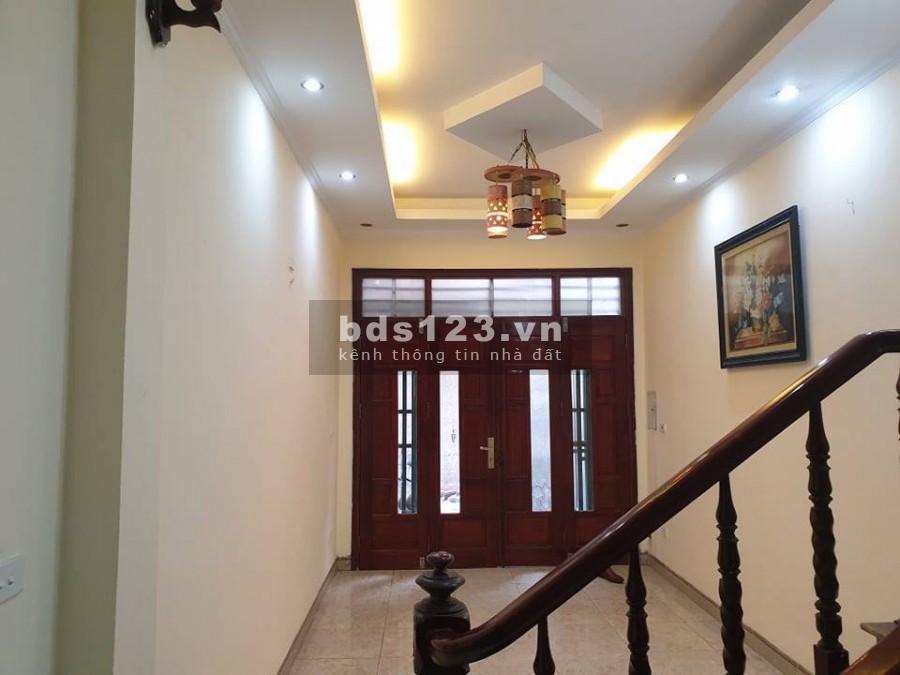 Nhà mới Vũ Tông Phan 30m2, 5 tầng, giá 3.2 tỷ, ngõ thông, về ở ngay