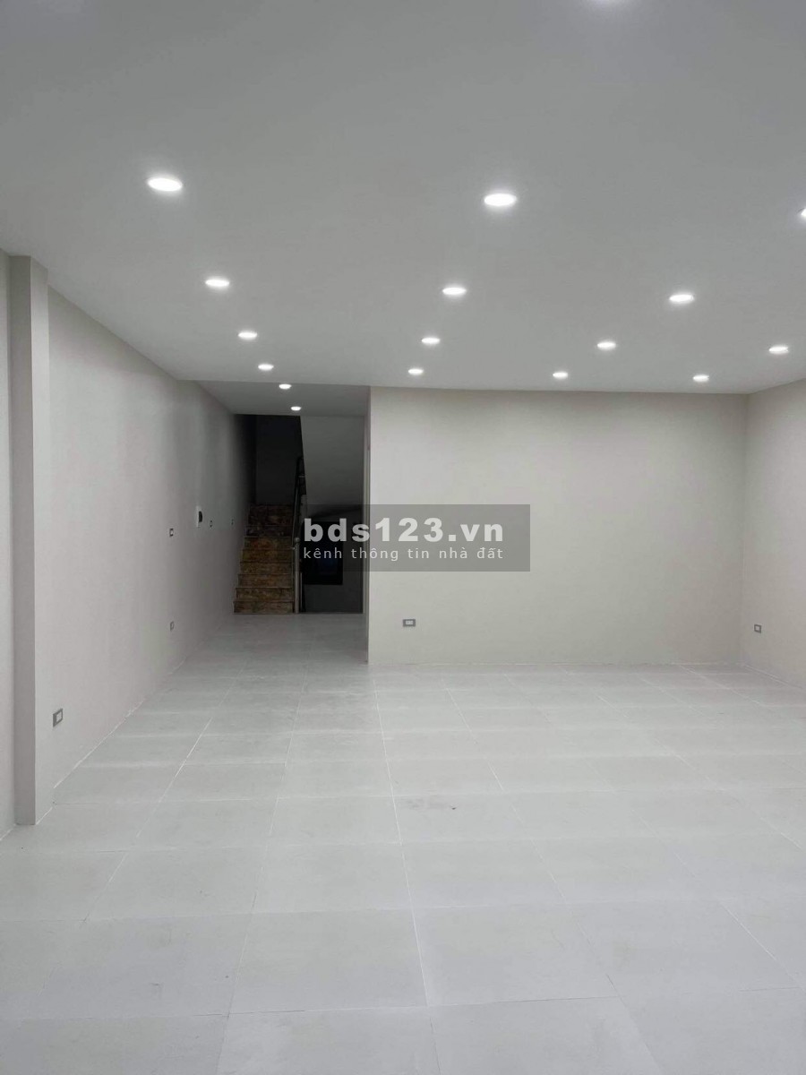 CHO THUÊ NHÀ PHỐ HOÀNG NGÂN TRUNG HÒA CẦU GIẤY 90M2X7 TẦNG THÔNG SÀN, THANG MÁY