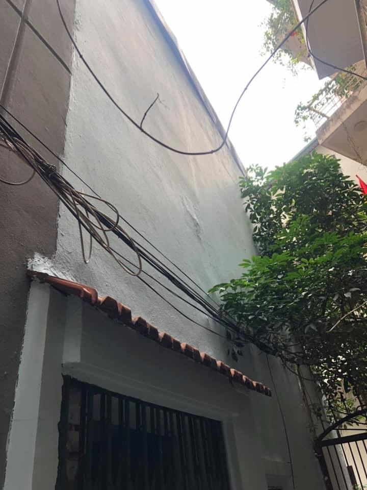 Chỉ Hơn 2 Tỷ, Có Luôn Nhà Trung Tâm Thanh Xuân, DT 30m2, MT 4,5m, Ngõ Thông, Ô Tô Đỗ 20m.