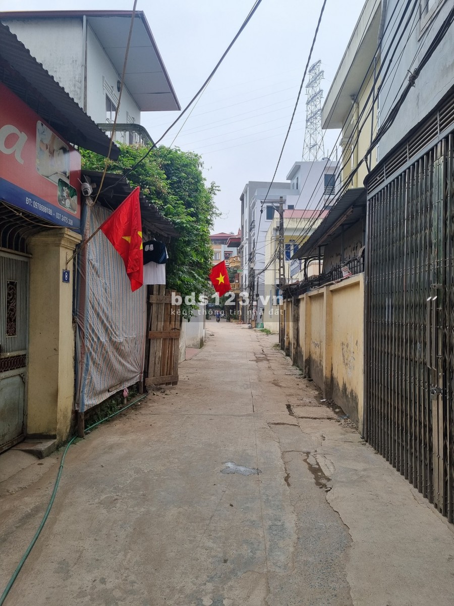 ĐẤT ĐẸP THUỴ PHƯƠNG - 51M- MẶT TIỀN 6.1M - NỞ HẬU PHONG THỦY - 5M Ô TÔ - GIÁ 2.45 TỶ.