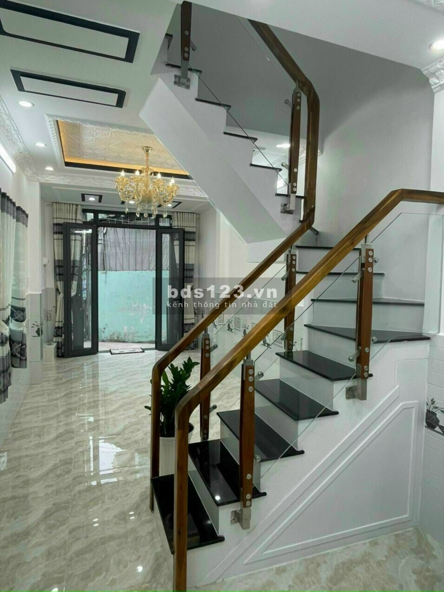 Sang gấp nhà cấp 3 HXH Nguyễn Kiệm, P9, Phú Nhuận, Giá chỉ 4.2tỷ/60m2