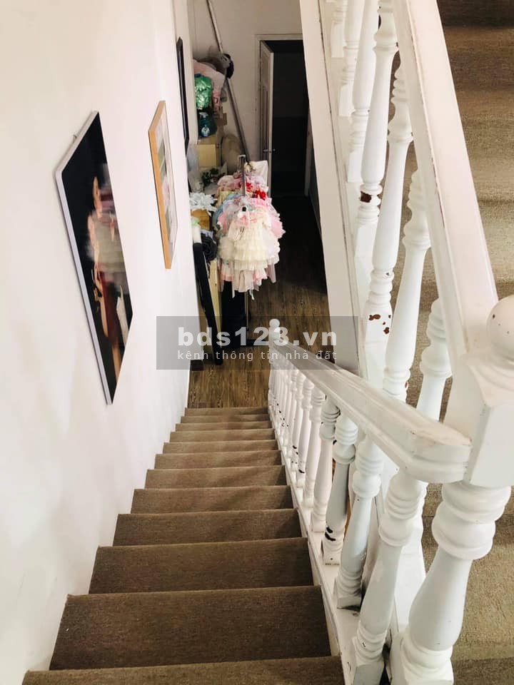 Bán nhà Nguyễn Trãi, phân lô, kinh doanh, dt 70m2, 3 tầng, giá 9 tỷ