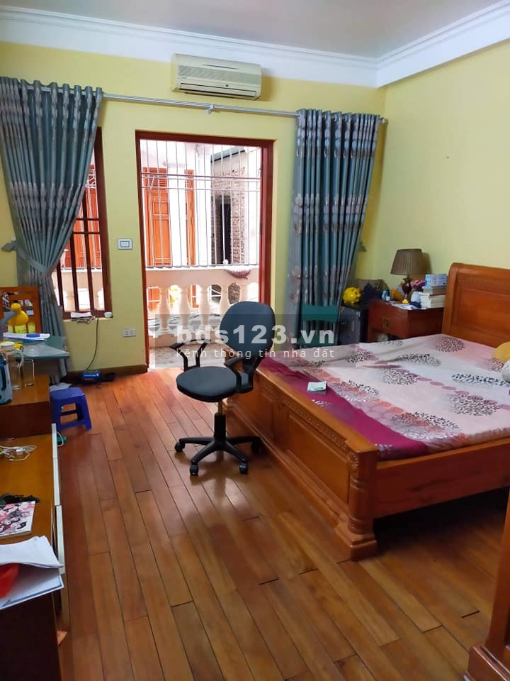 Bán nhà, ô tô đỗ cửa, gần Phố Nhổn, Từ Liêm, 52m2, 4 tầng, giá hơn 4 tỷ