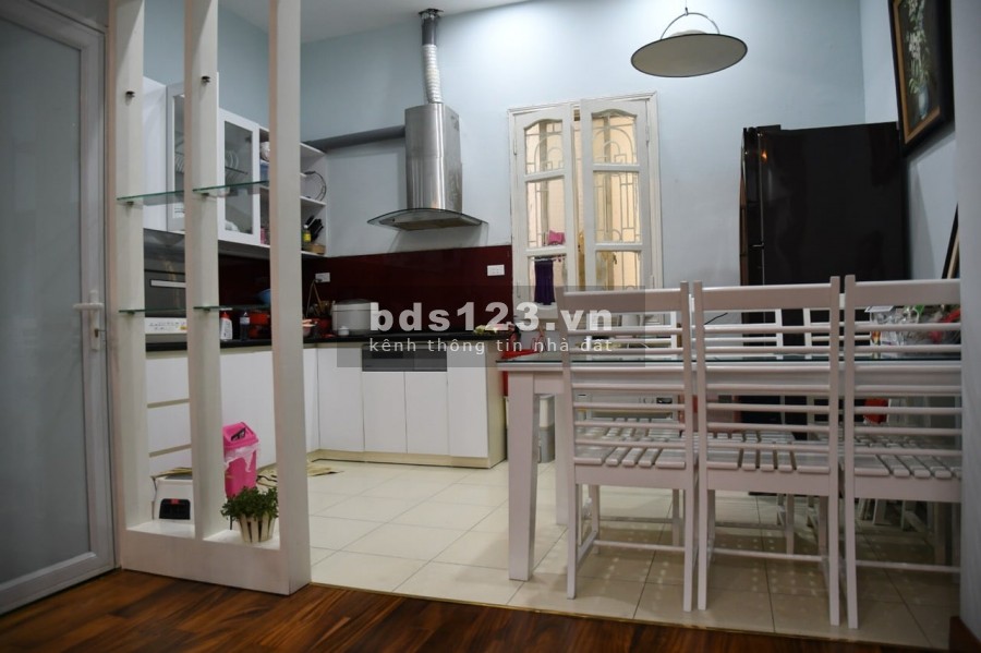 Bán nhà hiếm Phú Viên Long Biên 41m2*5T Nhà đẹp Ở Ngay 10m ra ô tô tránh