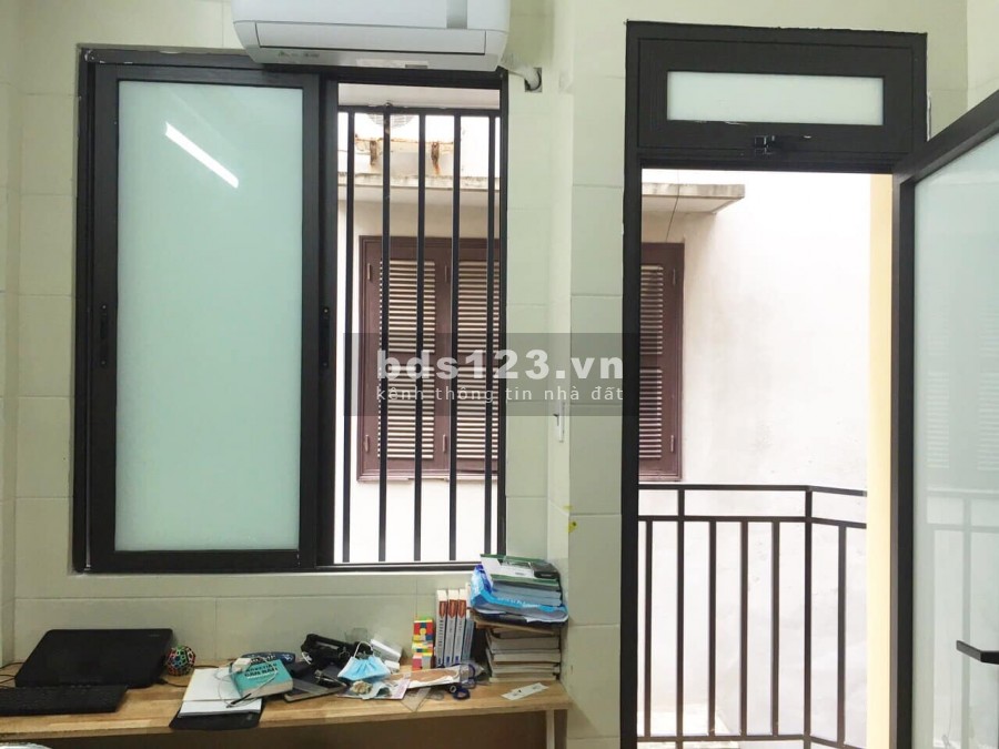 Nhà mình bán Hoàng Văn Thái, phân lô, ô tô, tặng nội thất VIP