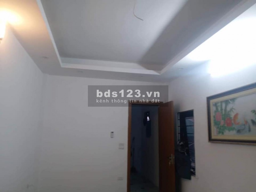 Nhà mới Vũ Tông Phan 30m2, 5 tầng, giá 3.2 tỷ, ngõ thông, về ở ngay